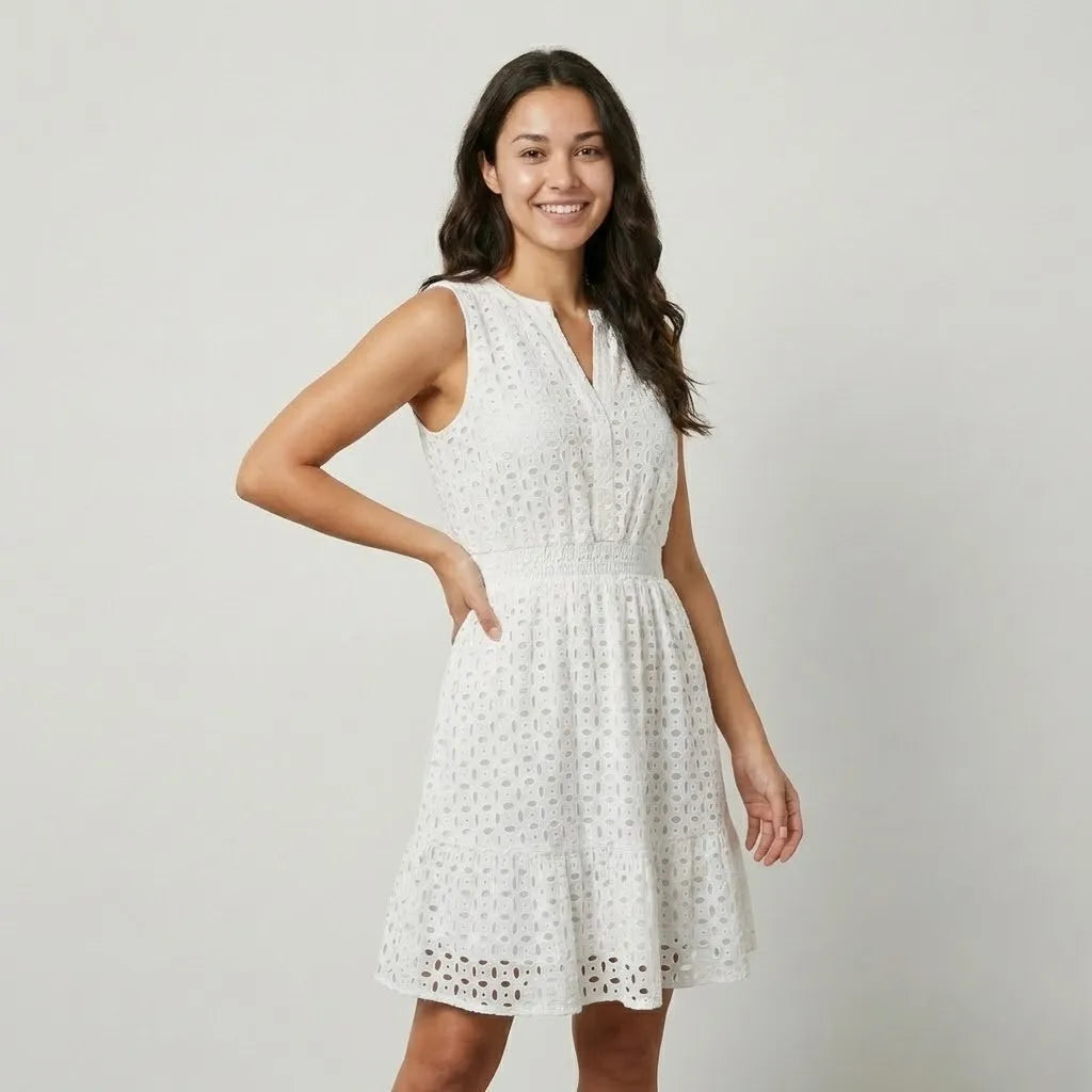 Vestido Curto Evasé | Bordado Inglês | Algodão