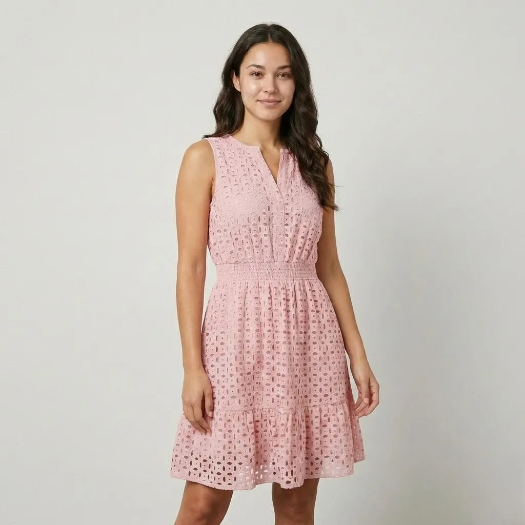 Vestido Curto Evasé | Bordado Inglês | Algodão