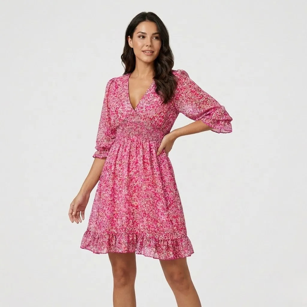 Vestido curto estampado em mistura de viscose | Cintura marcada | Feminilidade vibrante