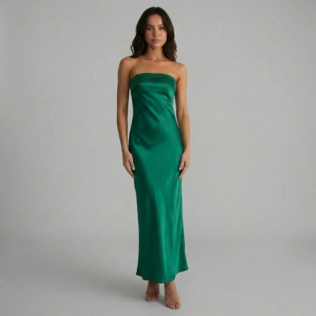 Vestido longo acetinado em mistura de viscose | Corte justo | Elegância minimalista