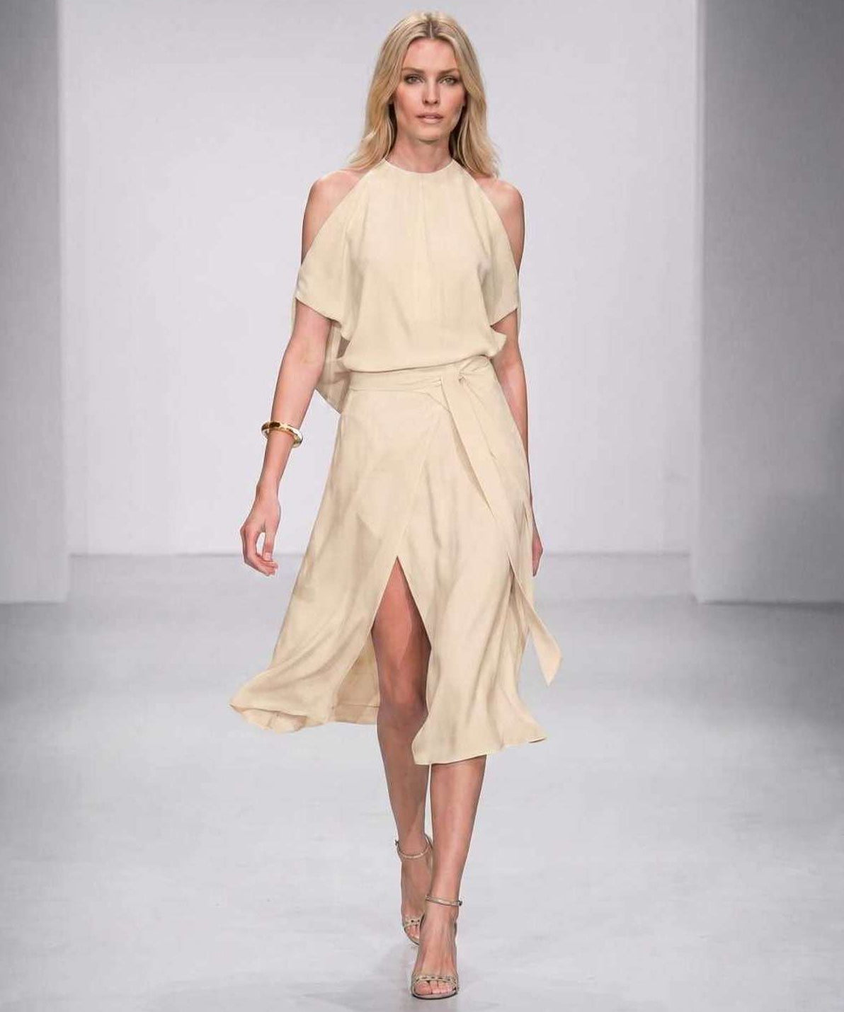 Vestido Midi Seralyn